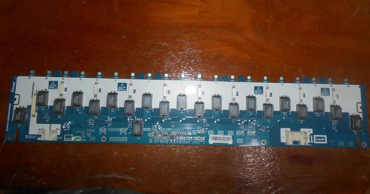 تعمیر برد اینورتر تلویزیون سونی klv-40v300a تعمیر برد اینورتر تلویزیون سونی klv-40v300a
